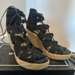 Browns Shoes Cage Sandal with ankle wrap around strap